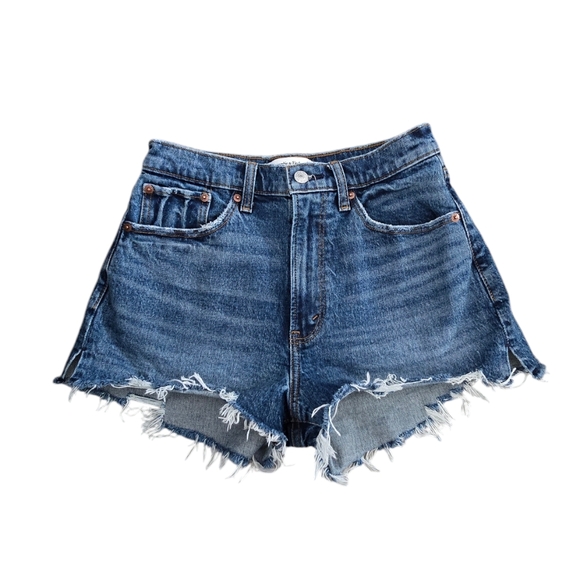 Abercrombie & Fitch Pants - Abercrombie & Fitch High-Rise Curve Love The Mom Short Size 27-4